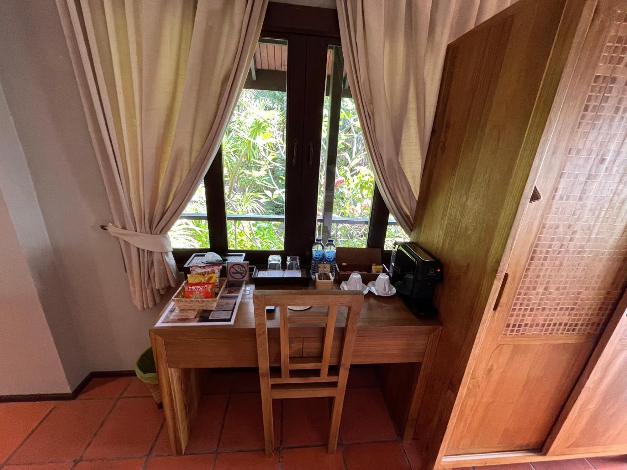 Beyond The Blue Horizon Boutique Bungalows Haad Chao Phao Eksteriør bilde